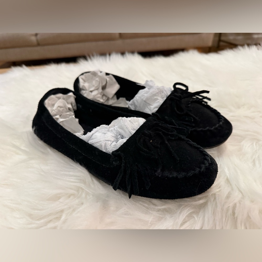 Black Suede Women's Classic Soft Minnetonka Moccasins